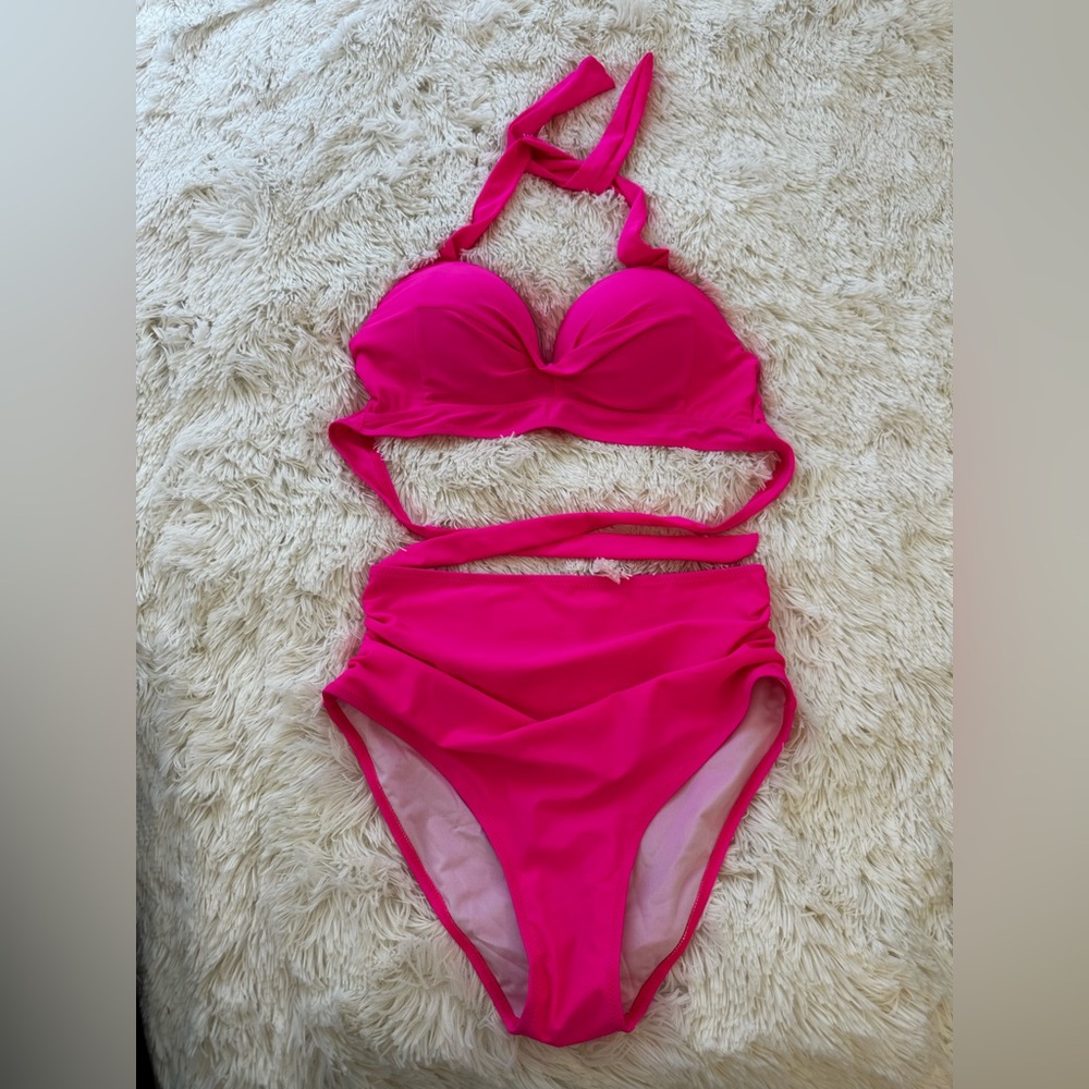 Zaful Women’s Pink Bikini Set Size: Large